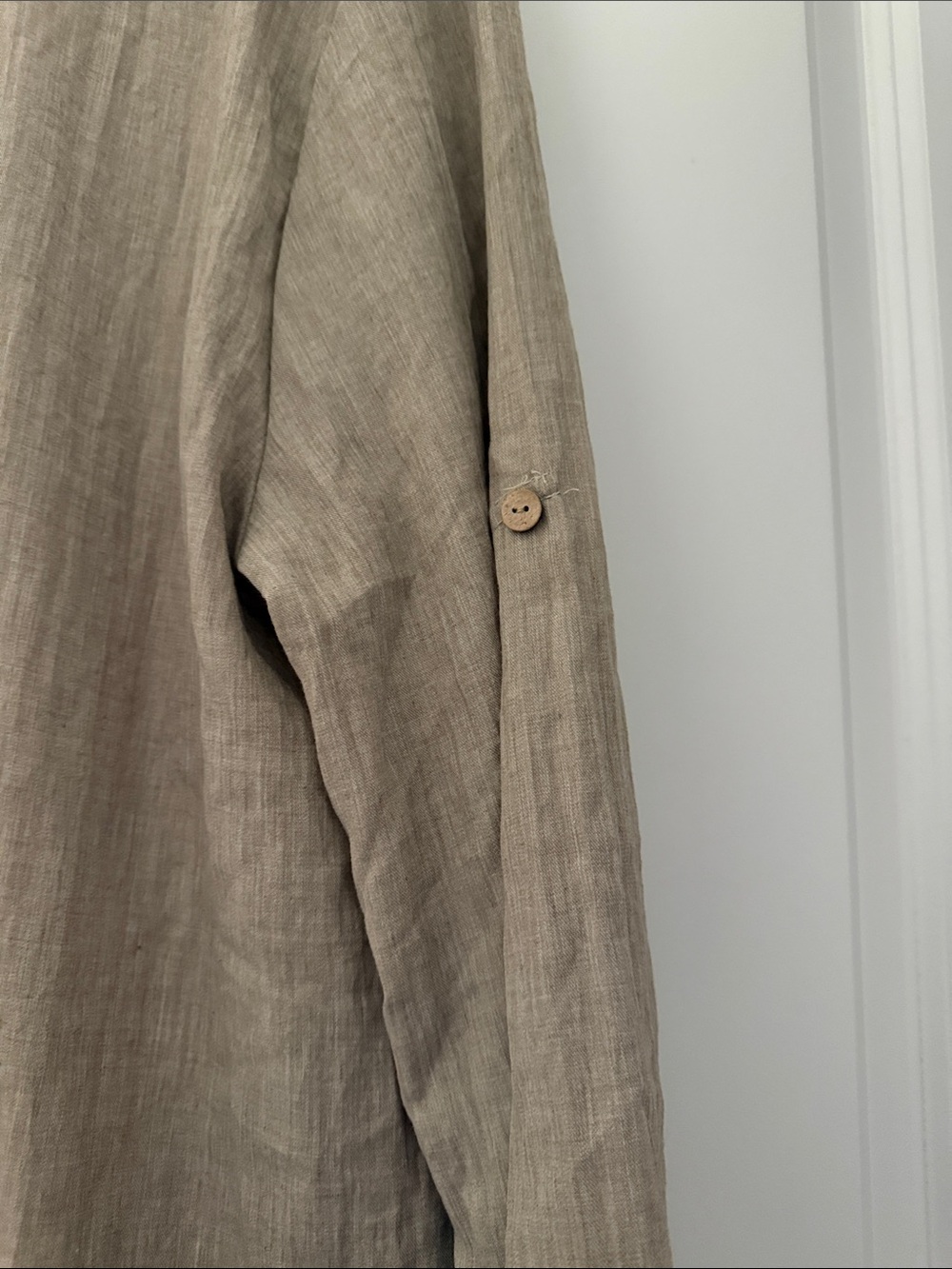 Amazon Taupe Beige High-Low Linen-Texture Tunic - Picture 5 of 7